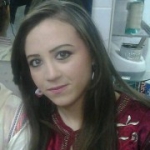 فاطمة من تيقزيرت - الجزائر تبحث عن رجال للتعارف و الزواج