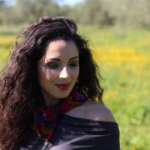سناء من Smahra - المغرب تبحث عن رجال للتعارف و الزواج
