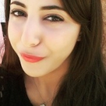 سارة من مستغانم - الجزائر تبحث عن رجال للتعارف و الزواج
