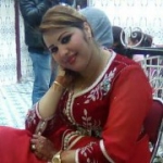 لبنى من تلمسان - الجزائر تبحث عن رجال للتعارف و الزواج
