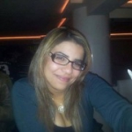 نادية من بجاية - الجزائر تبحث عن رجال للتعارف و الزواج