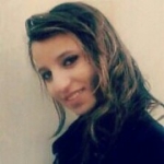 سارة من المحرس - تونس تبحث عن رجال للتعارف و الزواج