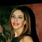 سارة من عين حرودة - المغرب تبحث عن رجال للتعارف و الزواج